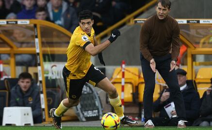 Raúl Jiménez jugó nueve minutos en la derrota de Wolverhampton 