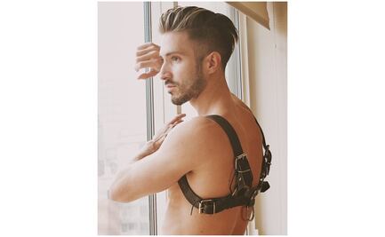 Actor porno Ian Frost pide disculpas por ir a fiesta durante cuarentena