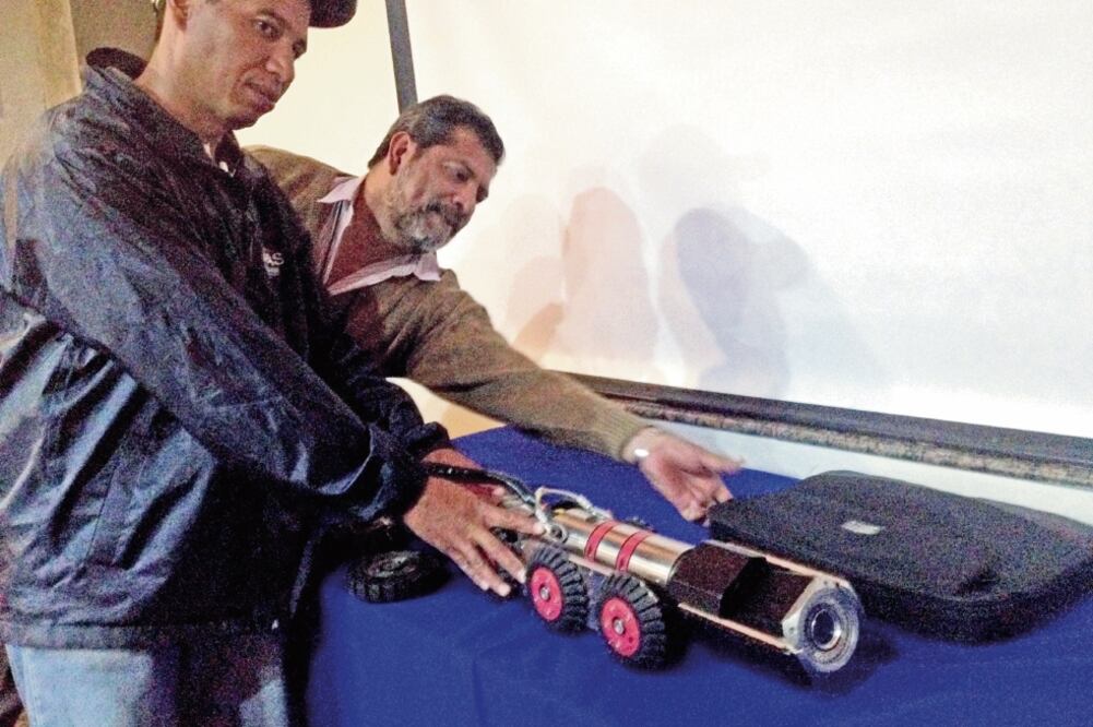 Aries fue construido en Alemania, está herméticamente sellado, como si fuera un pequeño submarino, está hecho en aluminio, pesa casi 40 kilogramos (REBECA JIMÉNEZ. EL UNIVERSAL)