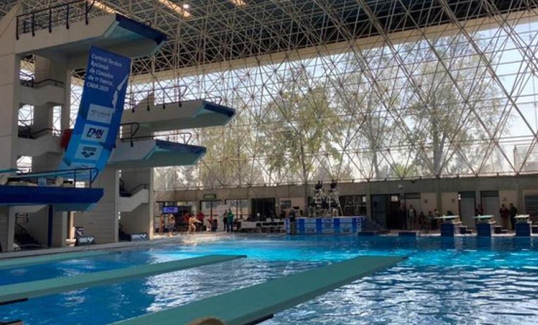 Nuevo negocio redondo para los dirigentes de la Federación de Natación