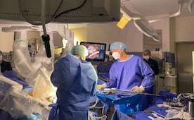 Se realiza en México el primer trasplante de hígado con asistencia robótica a una menor; Semar destaca innovación tecnológica