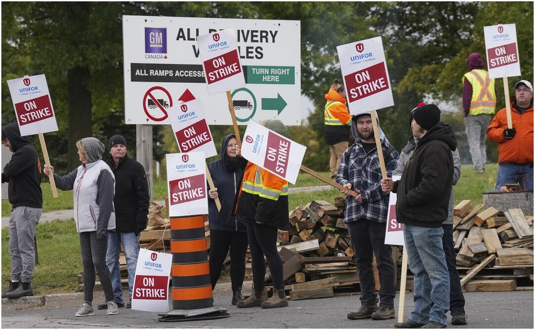 La huelga canadiense afecta a la planta de montaje de Oshawa, la planta de sistemas de propulsión de St. Catherines y el centro de distribución de repuestos de Woodstock. Foto: AP
