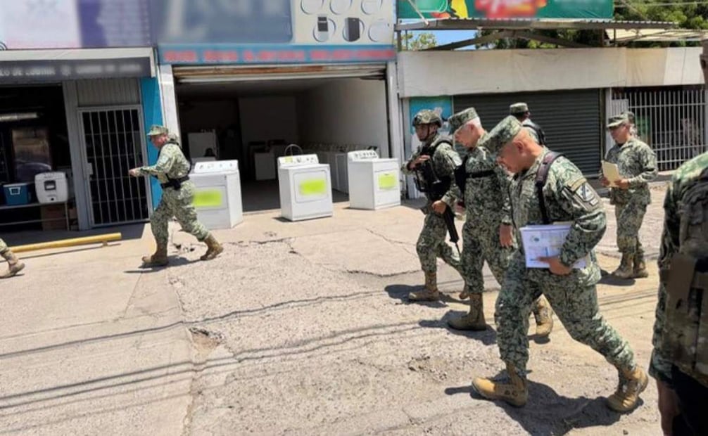 Ricardo Trevilla supervisa operativos en Culiacán; arriban elementos de fuerzas especiales.
Foto: Especial.