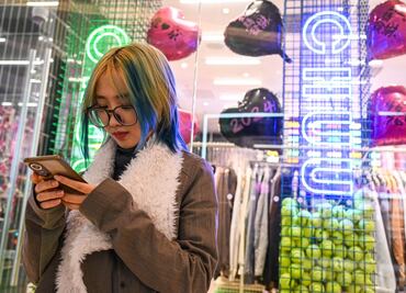 A falta de una pareja "ideal", mujeres en China optan por novios generados por inteligencia artificial