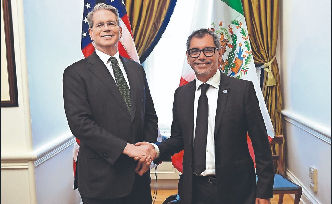 En abril, los secretarios del Tesoro, Scott Bessent, y de Hacienda, Edgar Amador, dialogaron sobre acciones para evitar el financiamiento a cárteles. Foto Especial