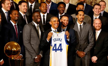 Obama recibe a los Warriors