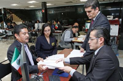 Avanza proceso para seleccionar a tres nuevos consejeros del INE