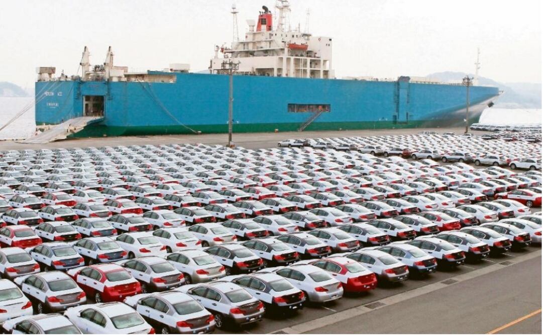A view of Mexico's first port specialized entirely in automobiles in Lázaro Cárdenas, Michoacán (Photo: El UNIVERSAL Archives)