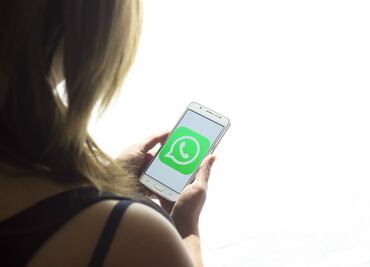 Así puedes poner stickers en tus estados de WhatsApp