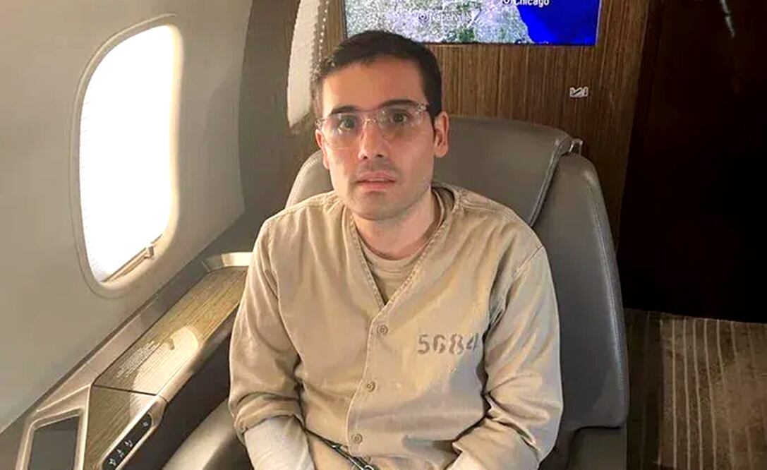 El presidente Andrés Manuel aseguró que fue legal y apegada a la ley la extradición de Ovidio Guzmán, hijo de Joaquín El Chapo Guzmán, a Estados Unidos y sobre la rapidez con la que se llevó a cabo –dijo- es asunto de la FGR. Foto: archivo/EL UNIVERSAL