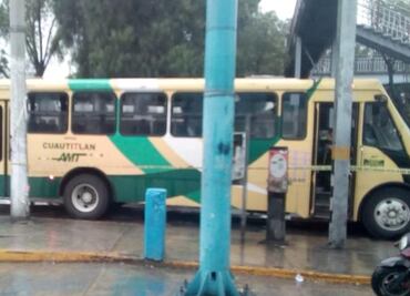 Pasajeros "justicieros" frustran asalto, matan a delincuente y hieren a otro en Tlalnepantla