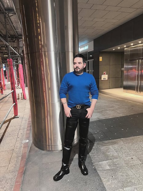 José Eduardo Derbez impacta con su estilo y botas Saint Laurent. Foto: Instagram @jose_eduardo92