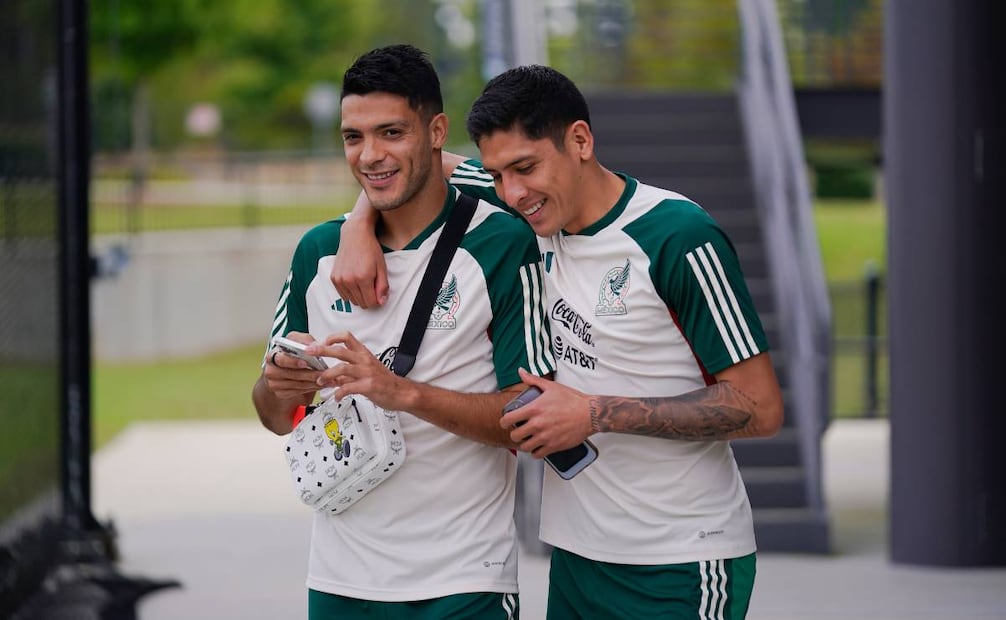 Raúl Jiménez y Edson Álvarez no serán contemplado por la Selección Mexicana en la Fecha FIFA de octubre. Foto: Imago7