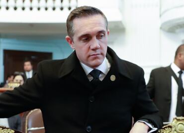 Rubalcava tiene un paquete enorme en el Metro; líder de diputados del PAN le desea suerte