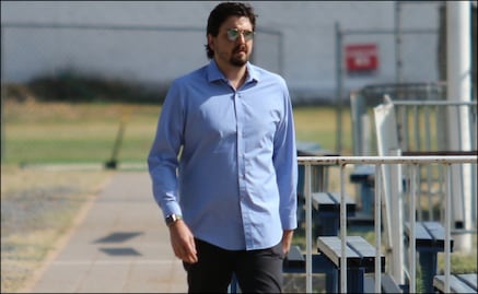 Amaury Vergara estuvo en el entrenamiento de Chivas