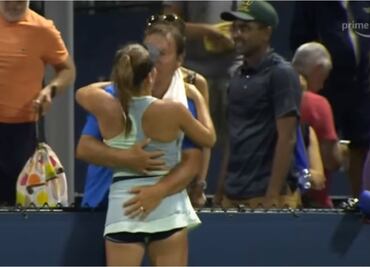 Tenista explicó polémico festejo con su padre y entrenador