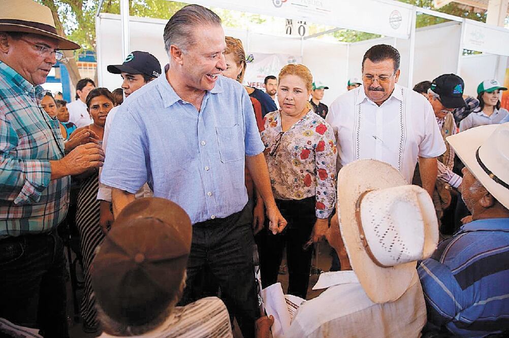 Quirino Ordaz, gobernador de Sinaloa, afirma que el lenguaje fresco, la humildad y la sencillez son muy apreciados por la gente, sobre todo si no se promete lo que no se va a cumplir. Fotos/ESPECIALES