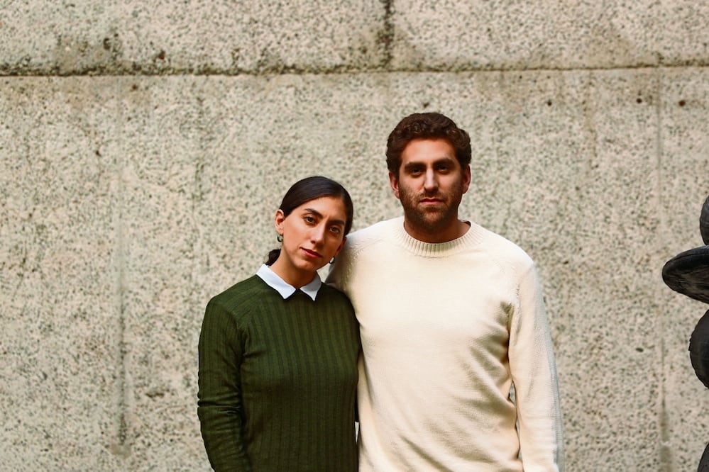 Los hermanos filmaron en Coahuila la película de un guión que su padre había vendido, pero que recuperó más de dos décadas después. 
 Tres hermanos emprenden un viaje tras la muerte de su padre. Foto: K&S films y Ana Paula Álvarez