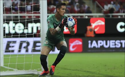 Raúl Gudiño no se siente seguro en Chivas