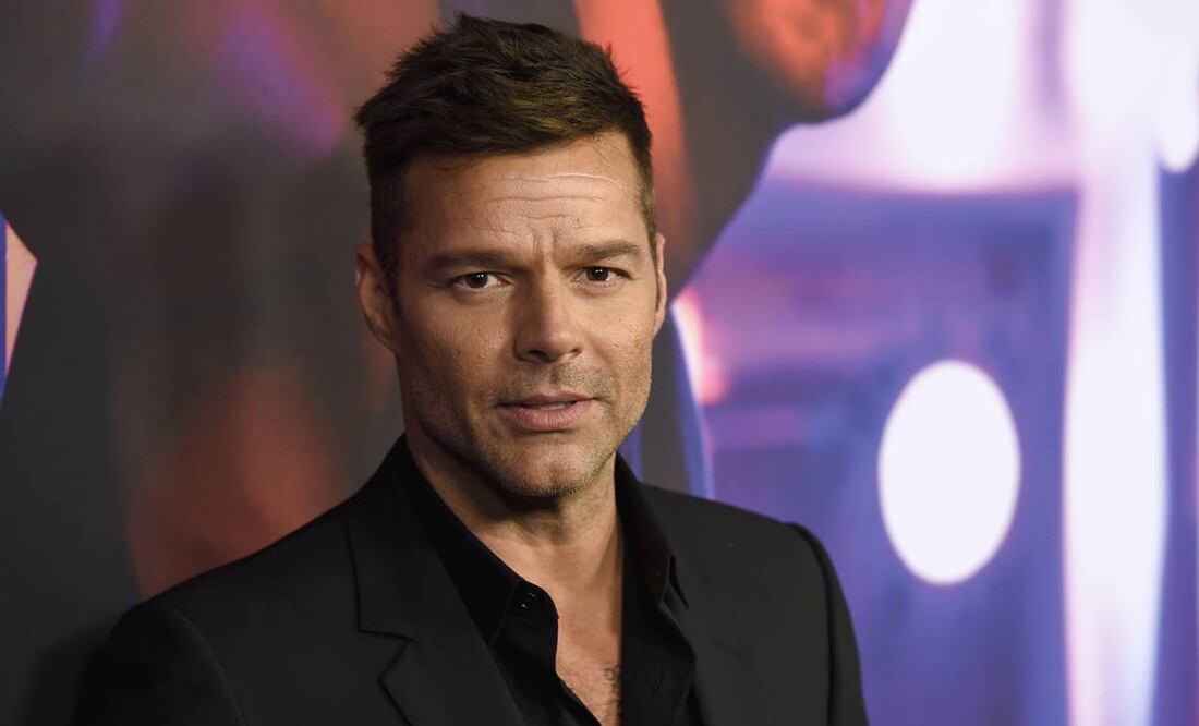 Ricky Martin se divierte con sus hijos tras anunciar su divorcio. Foto: Archivo AP.