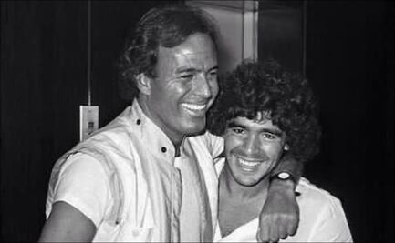 La emotiva despedida de Julio Iglesias a Diego Armando Maradona
