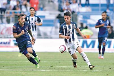 Tri va con todo por joya regia