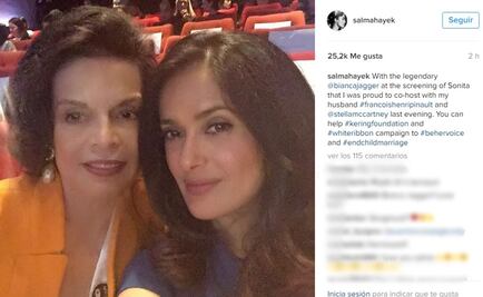 Salma Hayek posa junto a Bianca Jagger