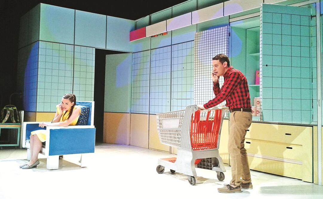 Regina Blandón y Santiago Stephens forman parte de la puesta en escena