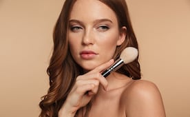 ¿Cómo lavar las brochas de maquillaje?; guía definitiva para eliminar bacterias