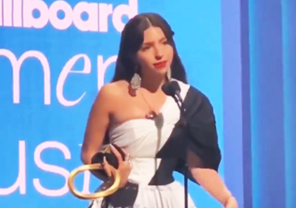 Ángela Aguilar en los Billboard Women in Music 2025.
Foto: X