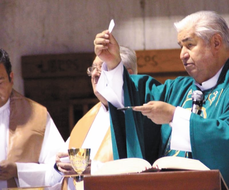 El arzobispo de Monterrey, Rogelio Cabrera, dijo que los presidentes de las conferencias episcopales de la Iglesia católica tuvieron una reunión con el papa Francisco para que ya no hubiera más secrecía en casos de abuso sexual. Foto/ARCHIVO EL UNIVERSAL