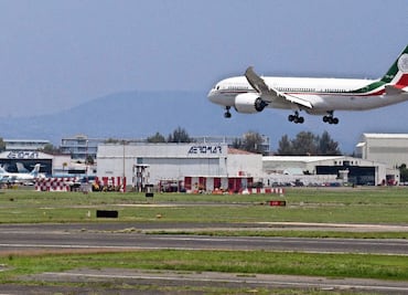 Mexico received two bids from potential buyers interested in the presidential plane