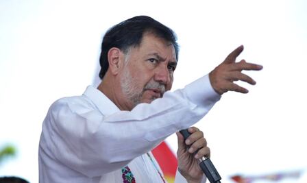 Noroña critica que aspirantes a candidatura presidencial del Frente Amplio no pidan licencia