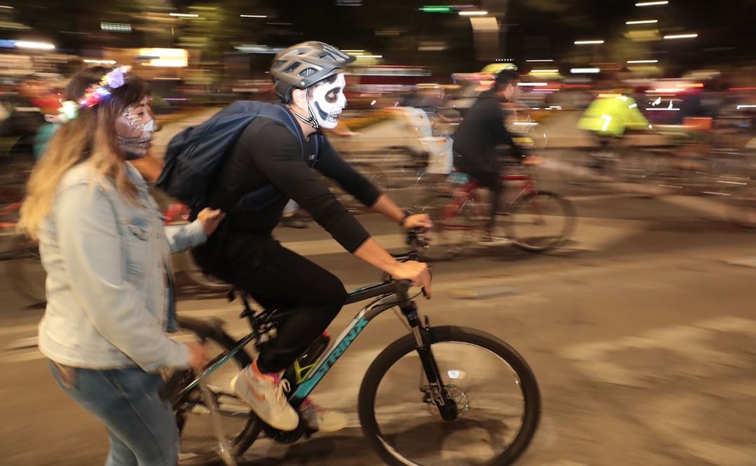 Lánzate a este recorrido sobre ruedas lleno de arquitectura y apariciones. Foto: Juan Boites / EL UNIVERSAL