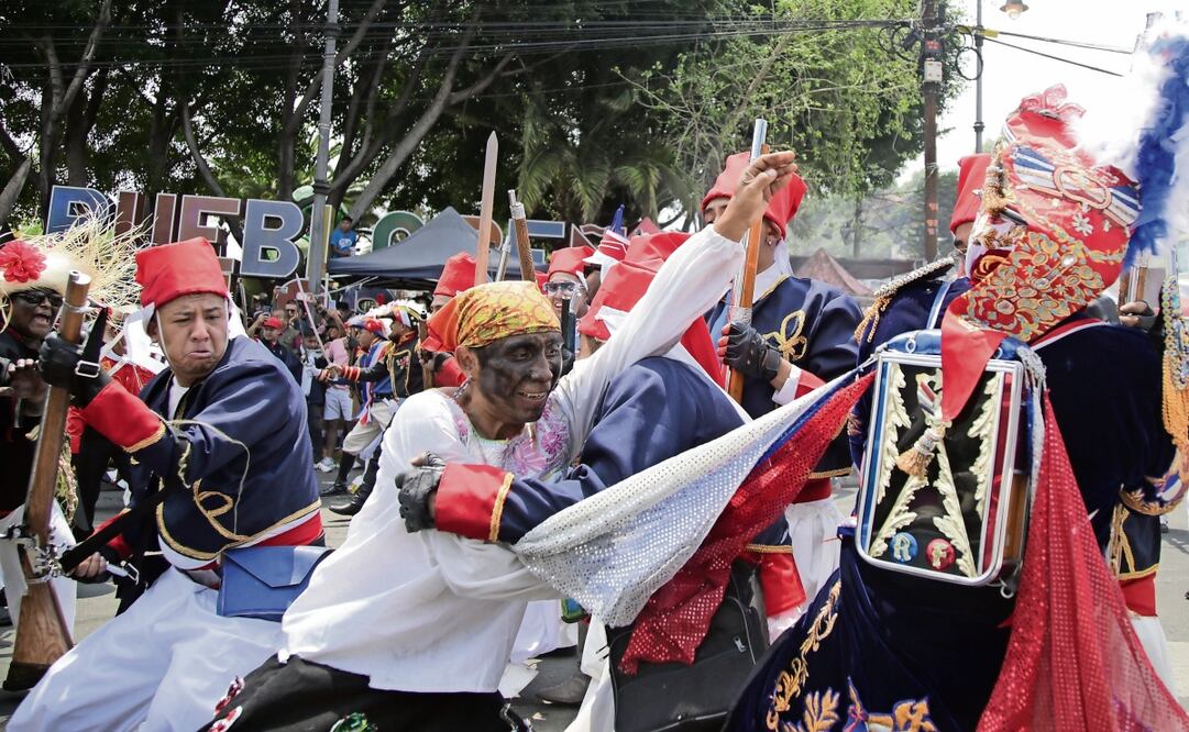 Representación de la batalla de Puebla en el peñón de los baños en la alcaldía Venustiano Carranza. foto: Carlos Mejía/el universal