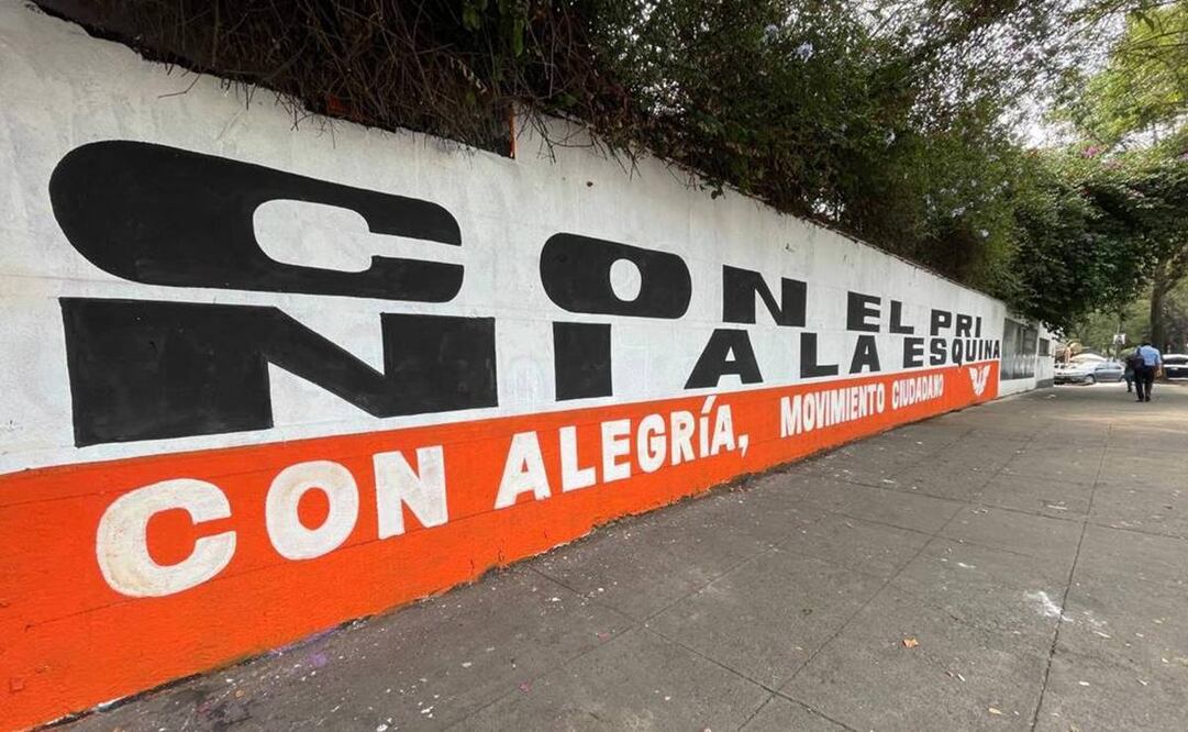 "Con el PRI, ni a la esquina", fue el mensaje que pintó en una barda el partido naranja / Foto: Especial