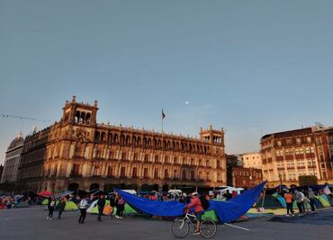 CNTE cumple 18 días de paro en el Zócalo; alistan Asamblea Nacional tras postergarla