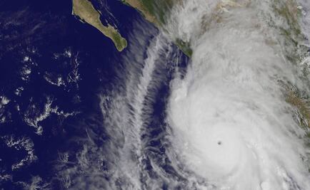 "Patricia" se degrada a categoría 2