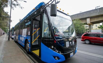 Si falla la electricidad en el Trolebús Elevado ¿se suspende el servicio? 