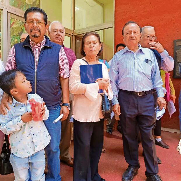 Al reunirse en el Parque Naucalli, demandaron al gobierno
federal a terminar con la injusticia y pagarles. Fotos: de Rebeca Jiménez. El Universal.