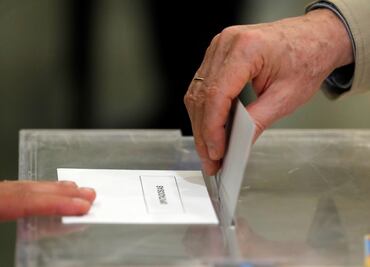 Votan en calma candidatos a la Presidencia de España
