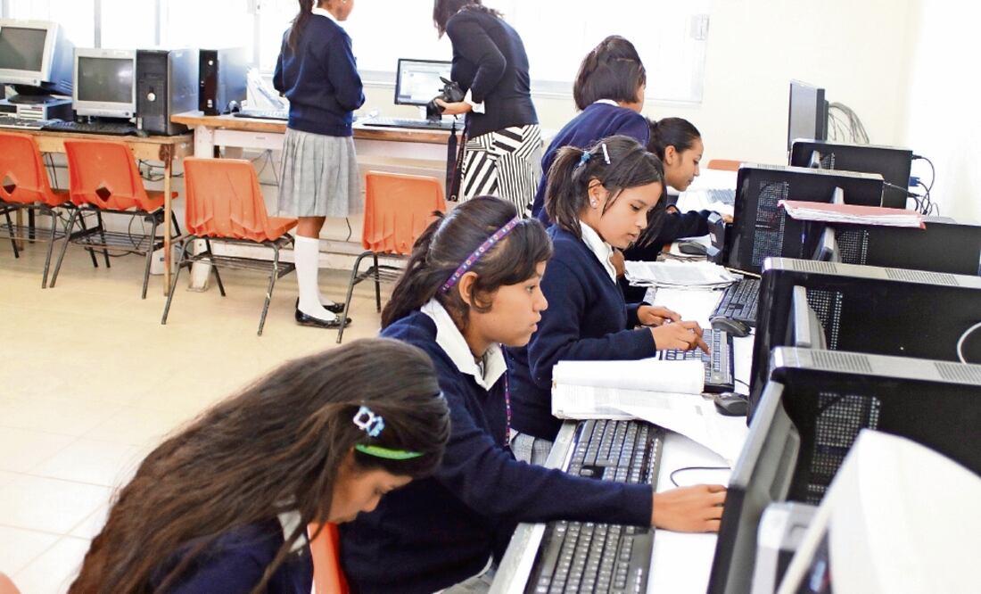 Estrategia. La administración pasada desarrolló México Conectado y logró la conectividad de 101 mil sitios públicos como escuelas y hospitales. Foto: ARCHIVO EL UNIVERSAL