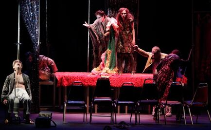Cervantino presenta obra sobre la decadencia del teatro