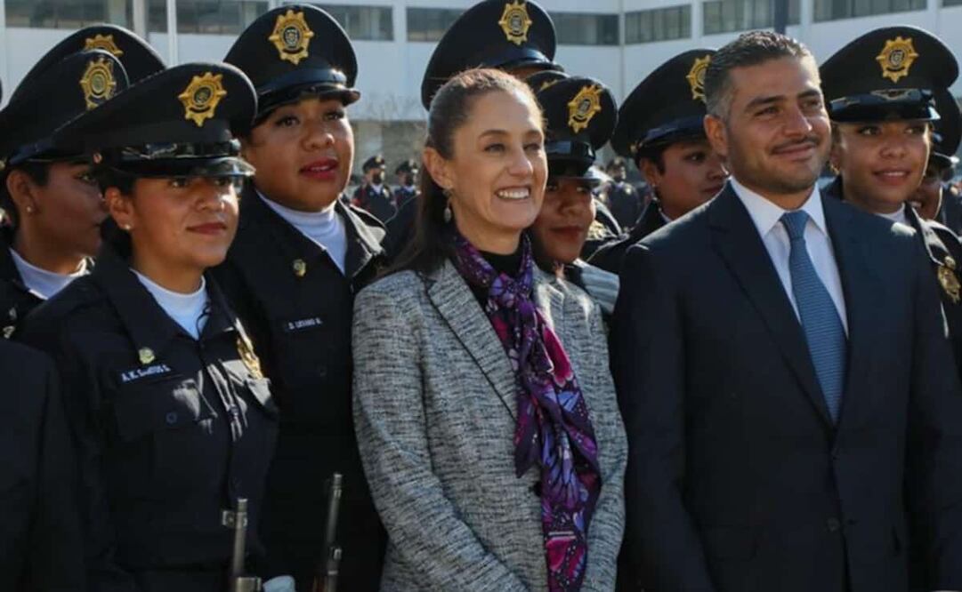 Sheinbaum reconoce a mujeres policías graduadas en CDMX