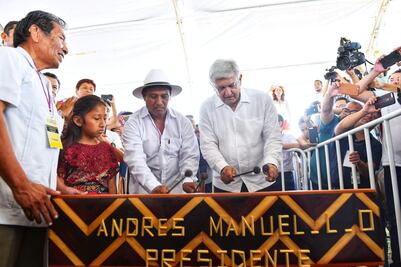 Recuperar la paz y tener buen sistema de salud, los principales retos: AMLO