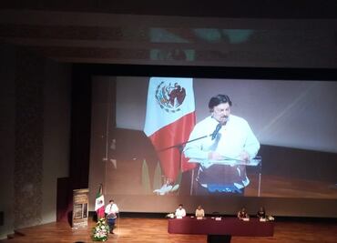 Es importante nacionalizar el litio, mineral básico de gran futuro: Gómez Urrutia