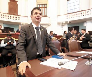 Se queda Betanzos como presidente del PRI-CDMX