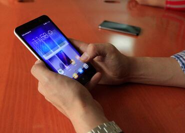 Juez Gómez Fierro da primera suspensión definitiva contra padrón de usuarios de celular