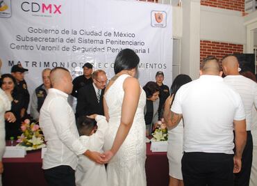 Más de 100 internos se casan en reclusorios de la CDMX