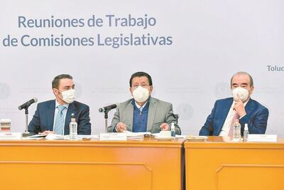 Edomex pide deuda para obras de movilidad